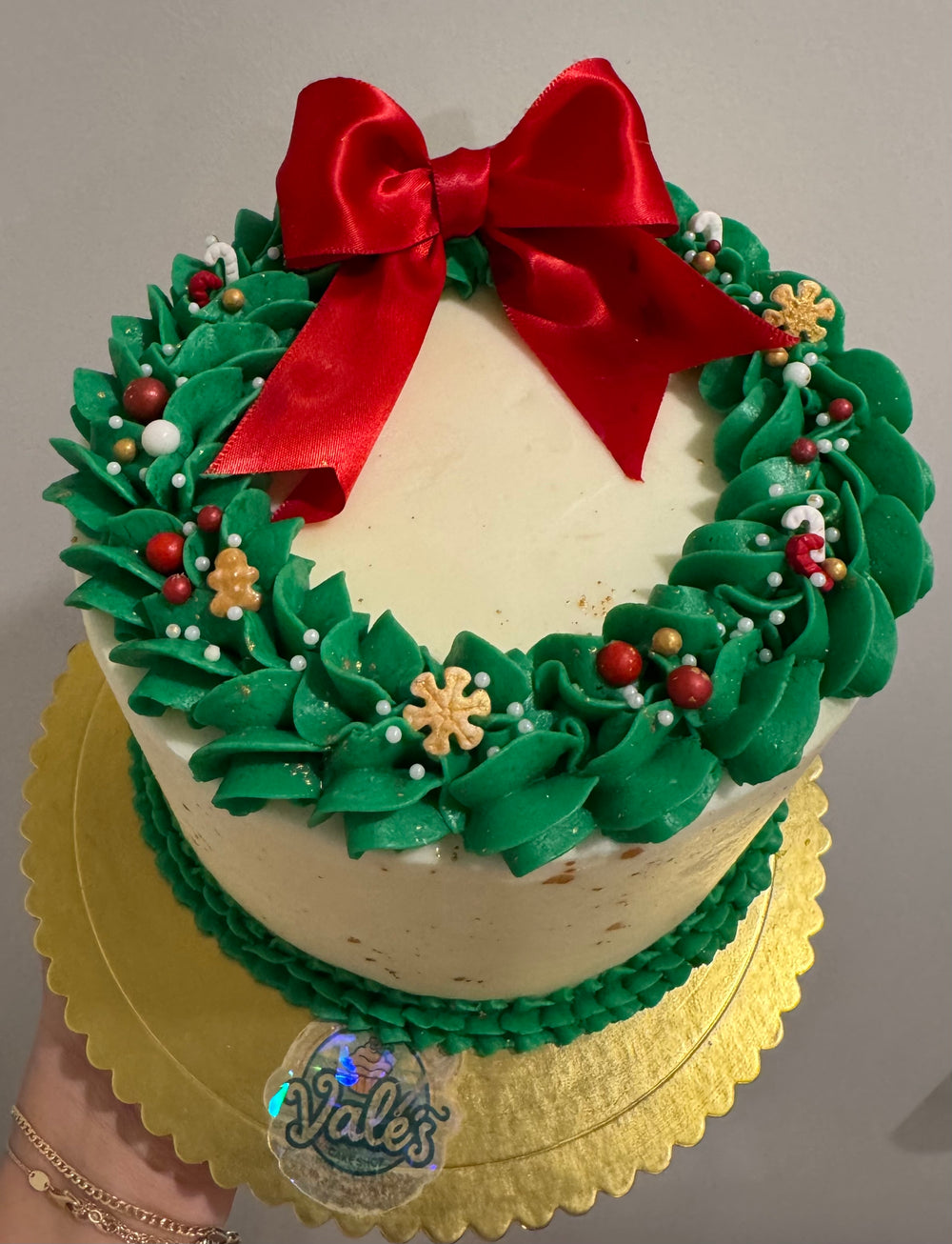 CUSTOM CAKE