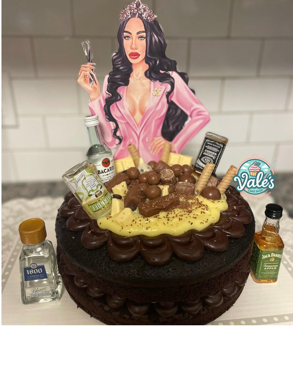 CUSTOM CAKE