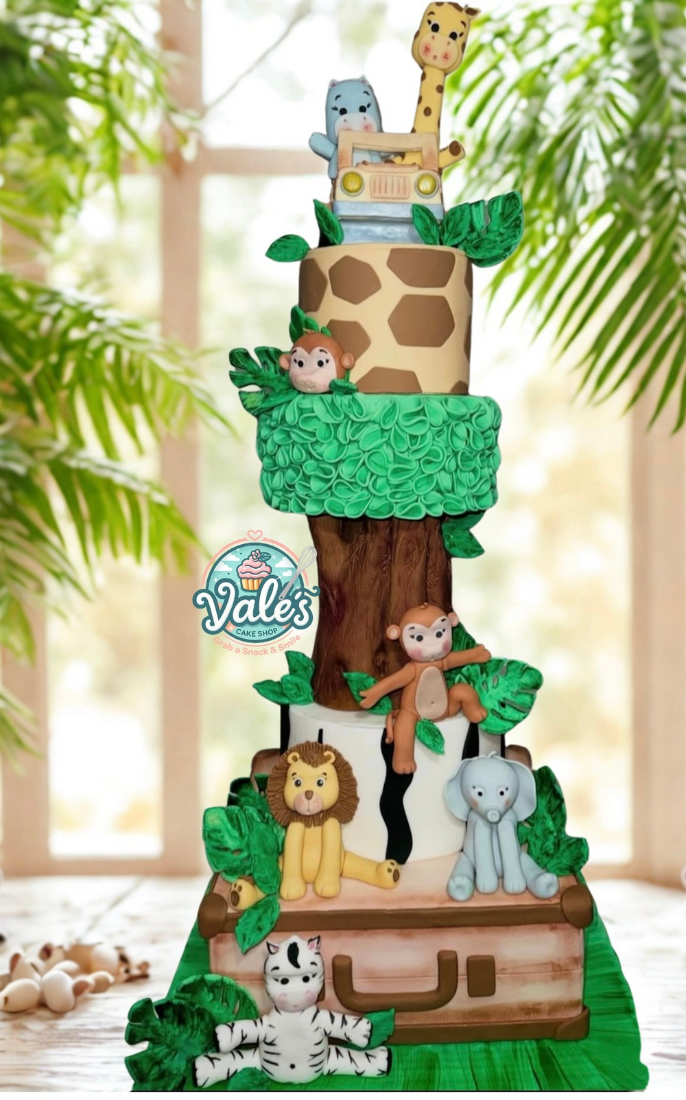 CUSTOM CAKE